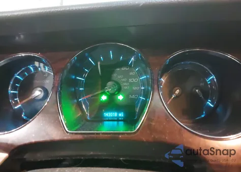 2010 Ford Taurus Sel z USA, uszkodzony, nr VIN 1FAHP2HW7AG161527